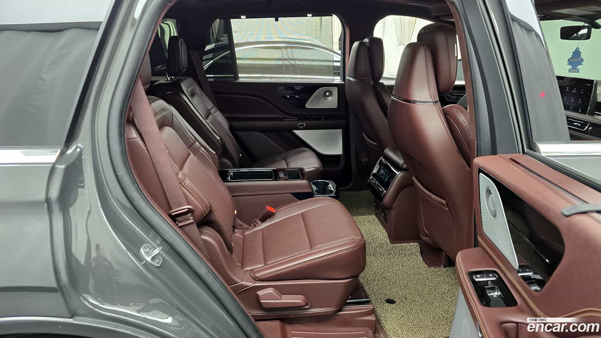 Aviator Lincoln 2020.10-OPTION-016