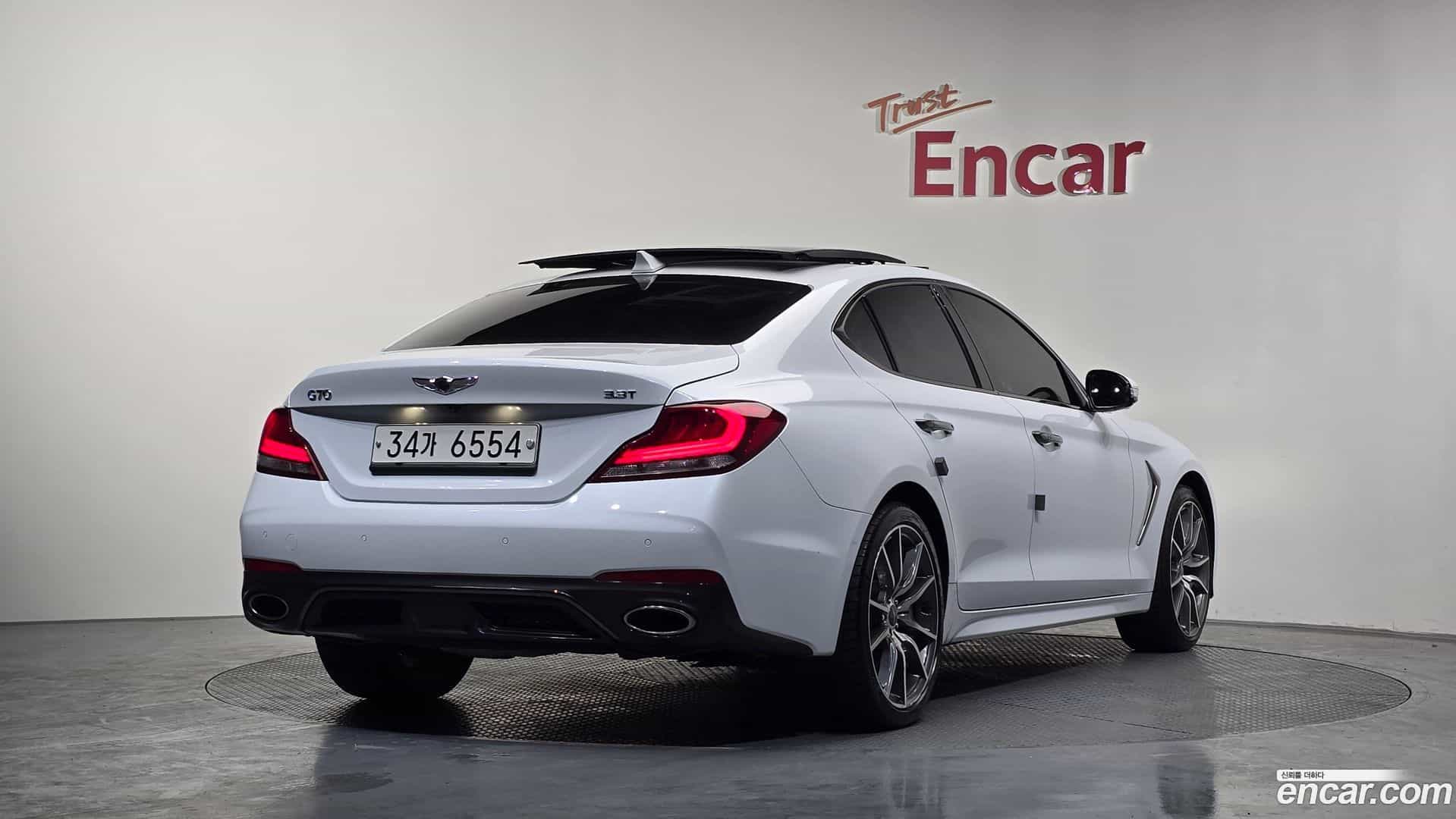 G70 Genesis 2017.9-OUTER-002