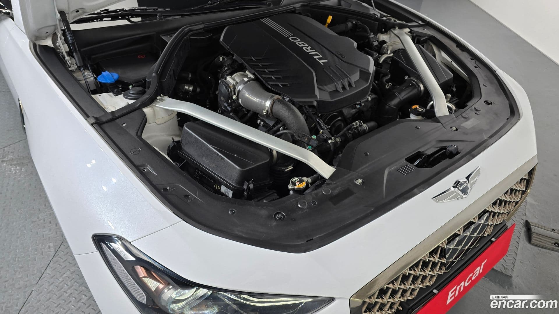 Main__Slider__Photo:G70 Genesis 2017.9-5