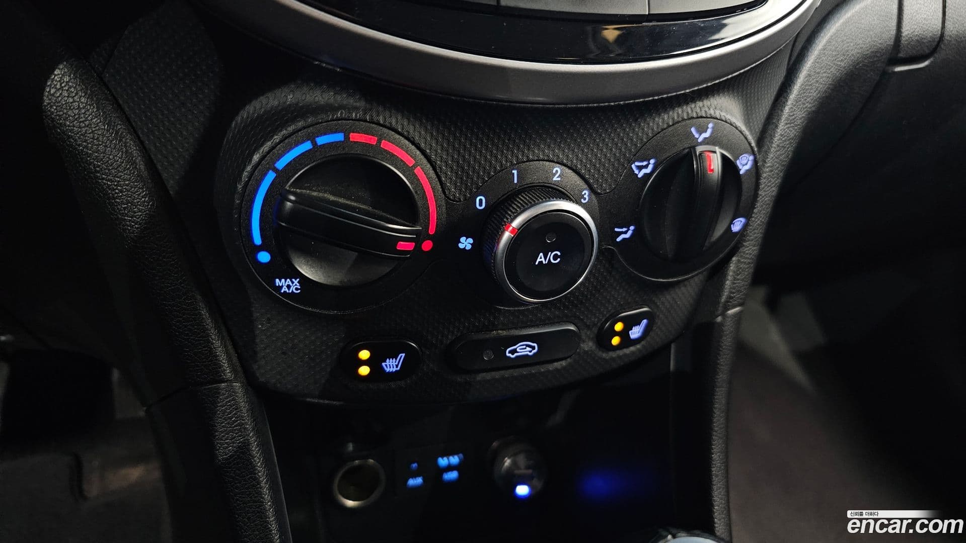 Main__Slider__Photo:Accent Hyundai 2018.0-15