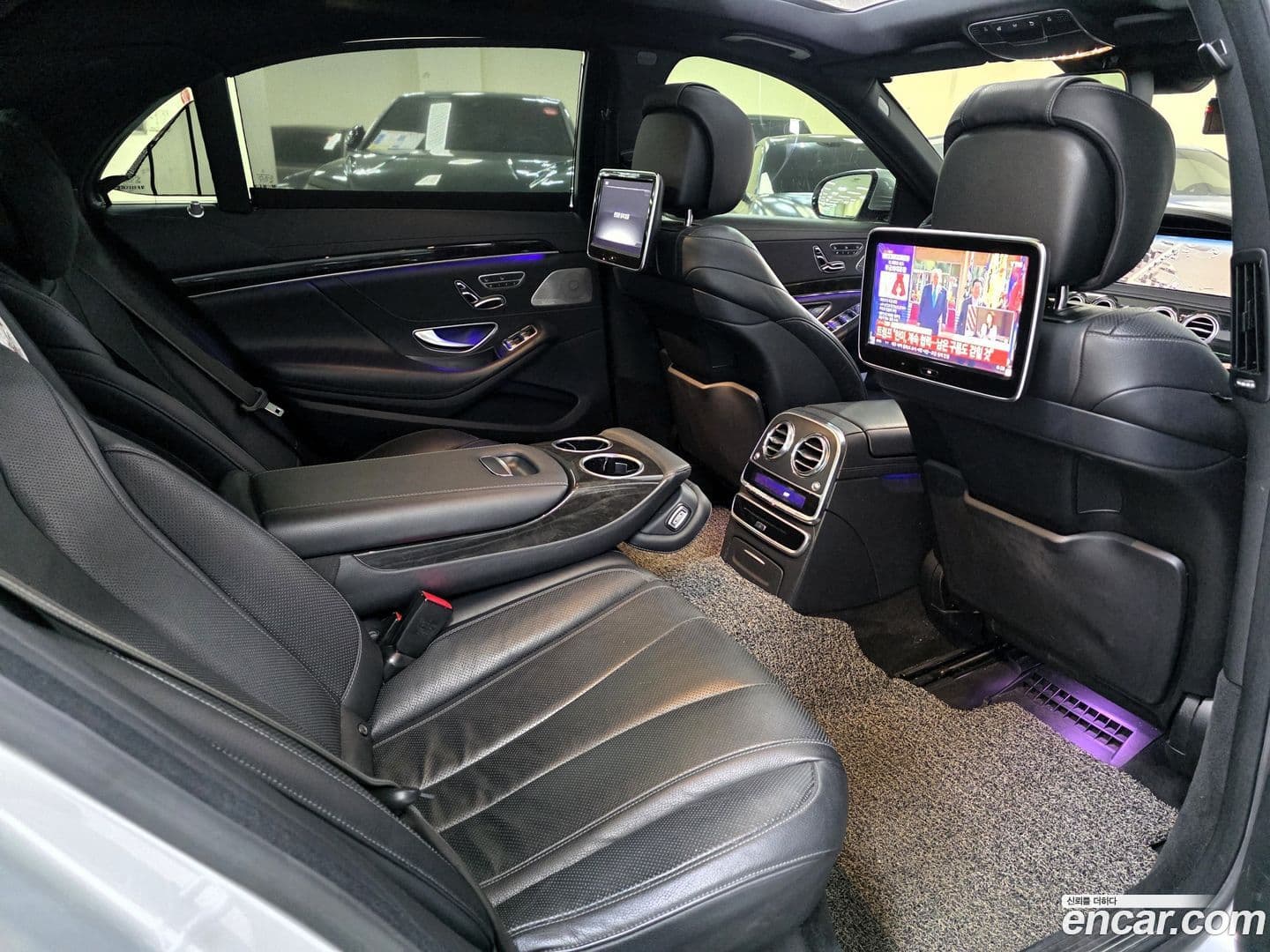 Main__Slider__Photo:S-Class Mercedes-Benz 2013.11-14