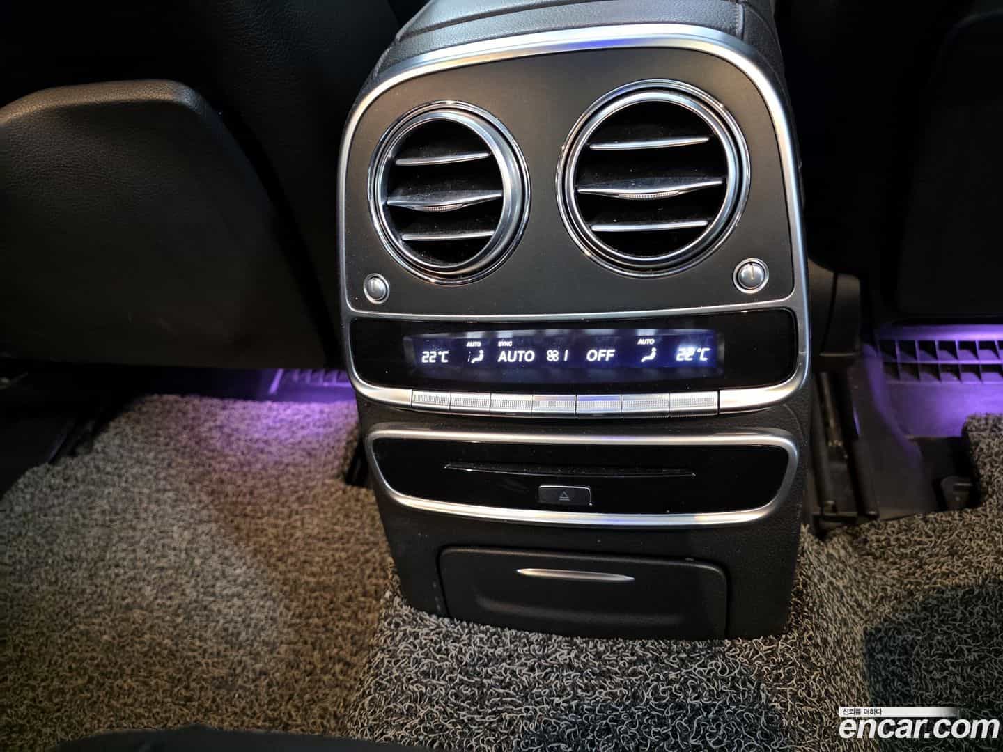 S-Class Mercedes-Benz 2013.11-OPTION-020