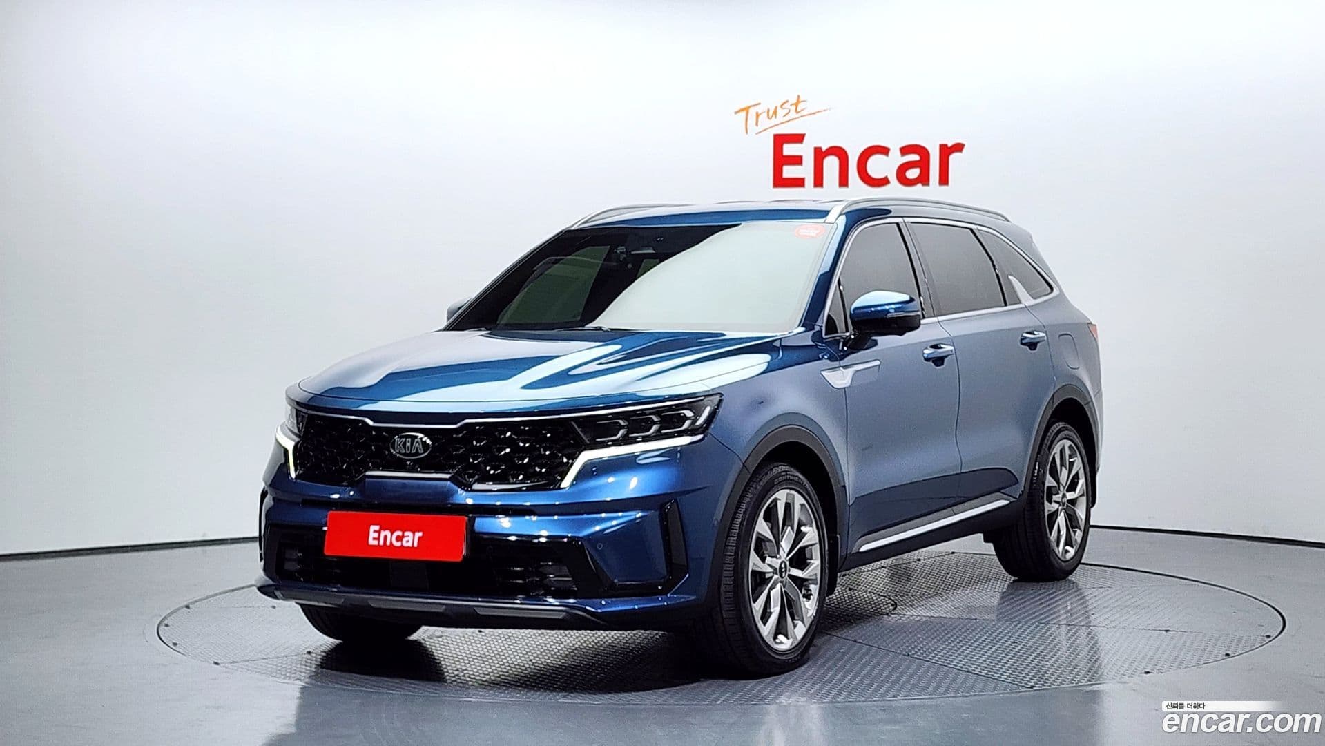 Main__Slider__Photo:Sorento Kia 2020.9-0