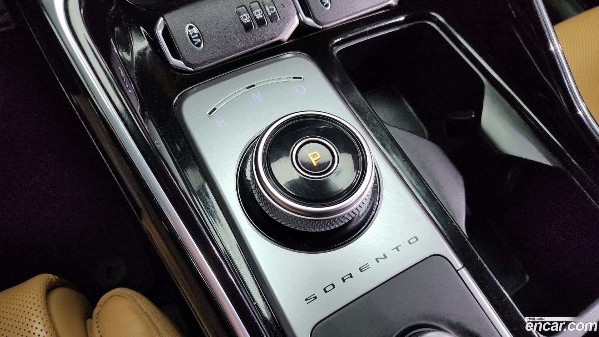 Main__Slider__Photo:Sorento Kia 2020.9-8