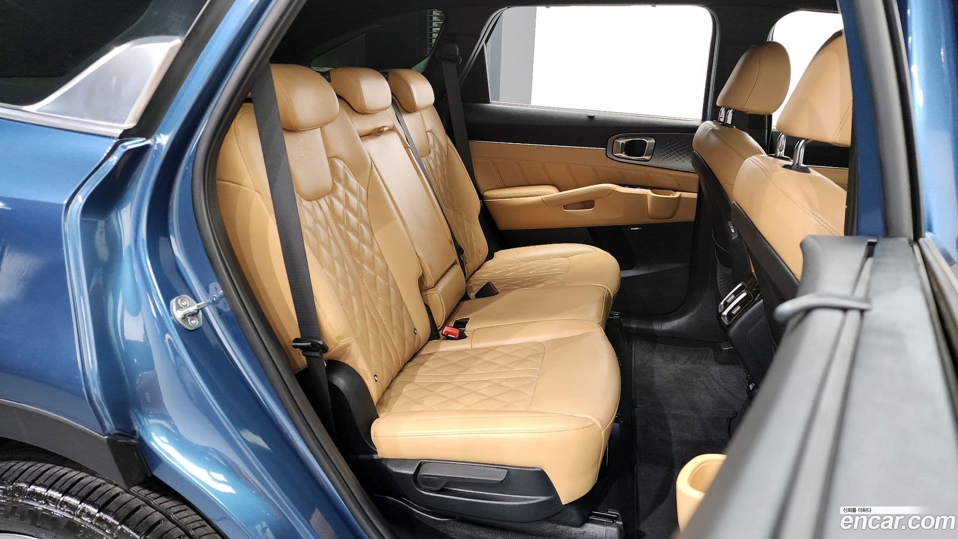 Main__Slider__Photo:Sorento Kia 2020.9-11