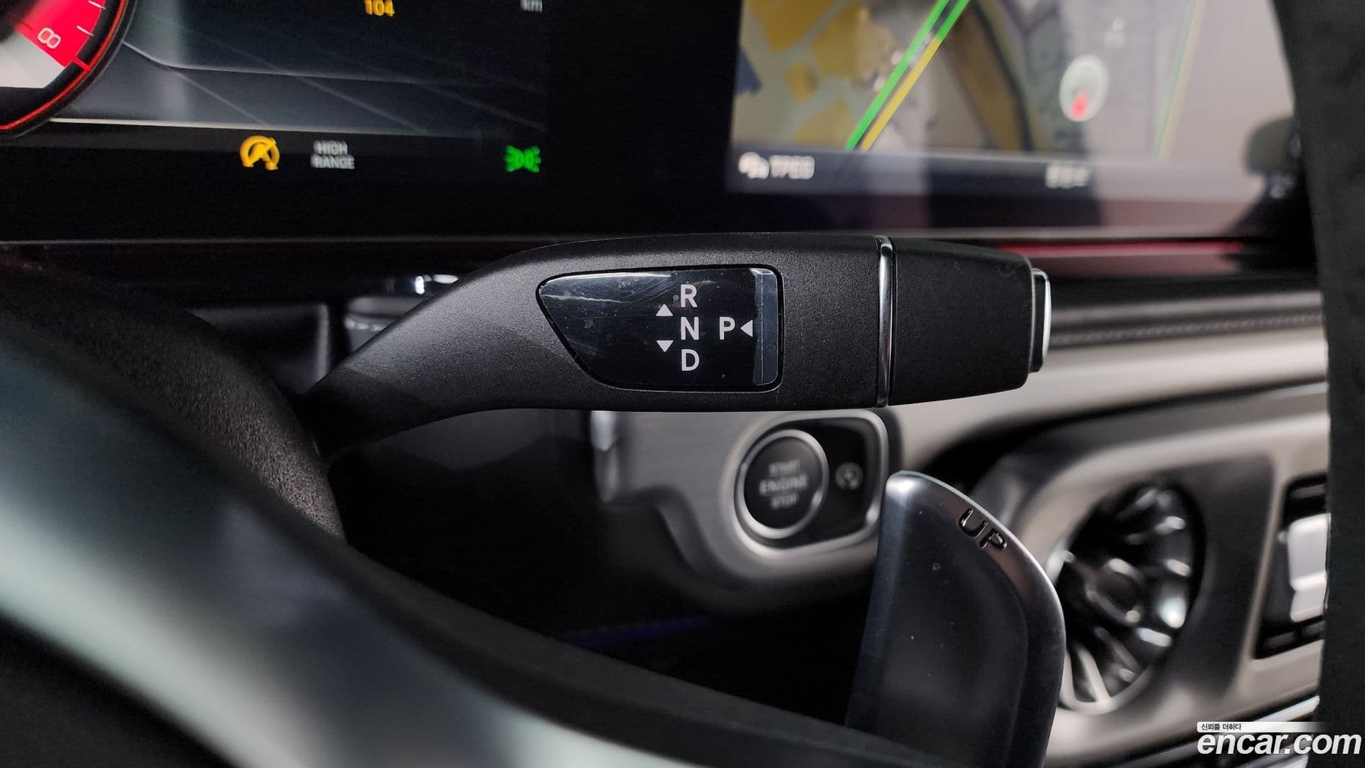 Main__Slider__Photo:G-Class Mercedes-Benz 2021.11-8