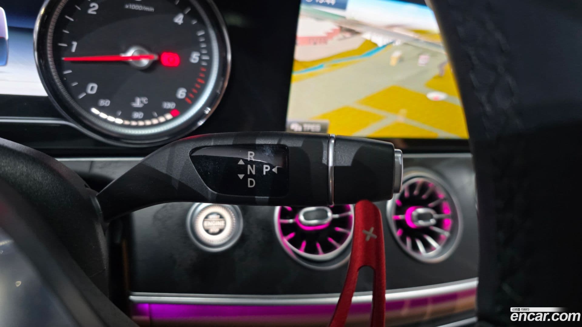 Main__Slider__Photo:E-Class Mercedes-Benz 2019.2-8