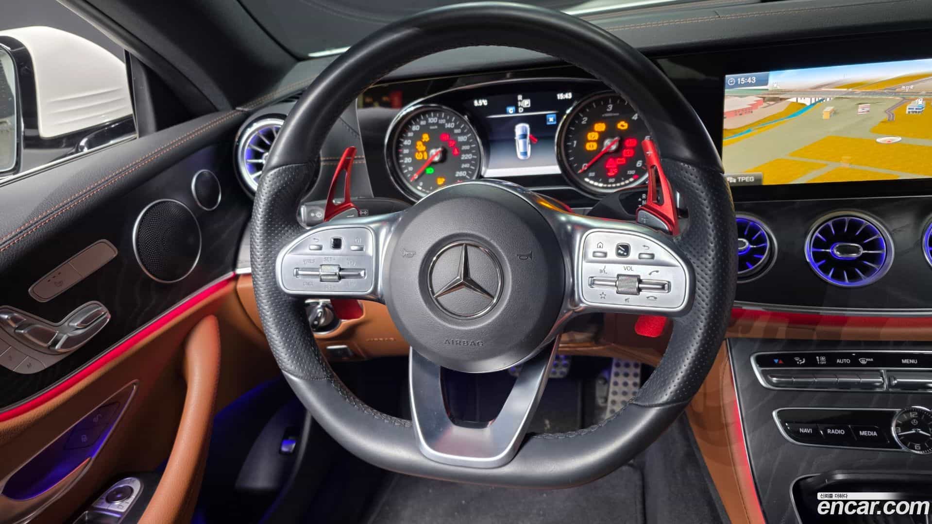 E-Class Mercedes-Benz 2019.2-OPTION-017