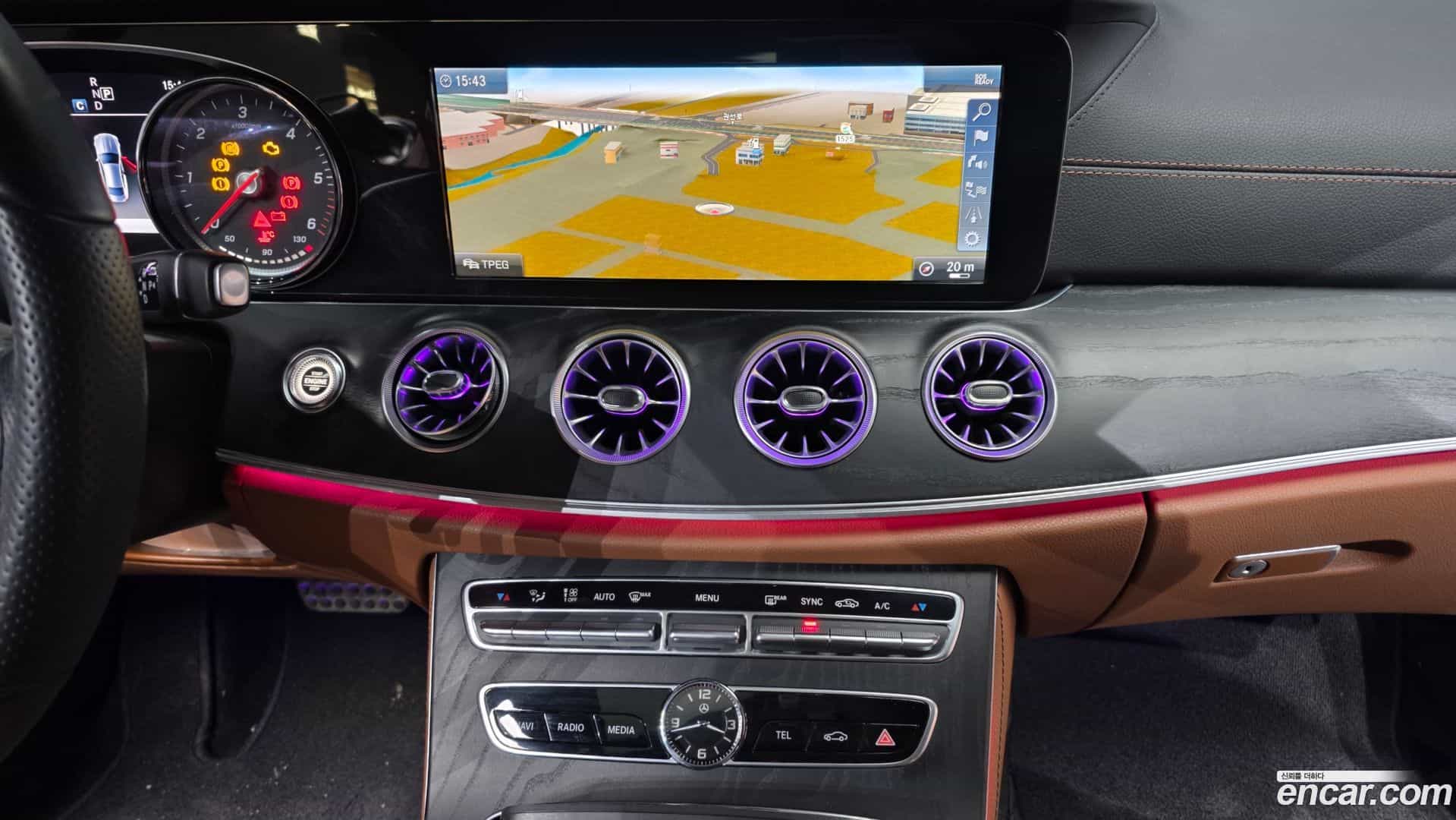 E-Class Mercedes-Benz 2019.2-OPTION-018