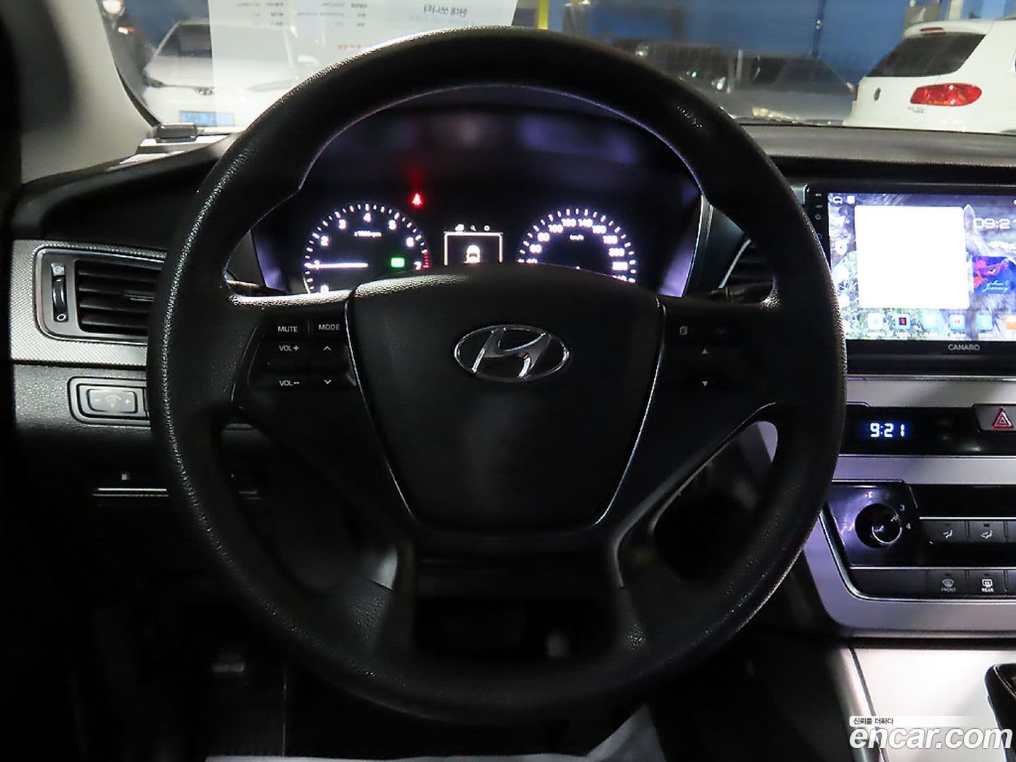 Main__Slider__Photo:Sonata Hyundai 2015.2-9