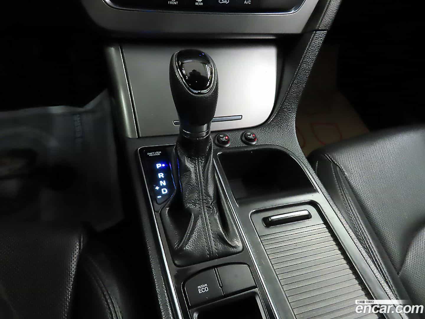 Sonata Hyundai 2015.2-OPTION-017