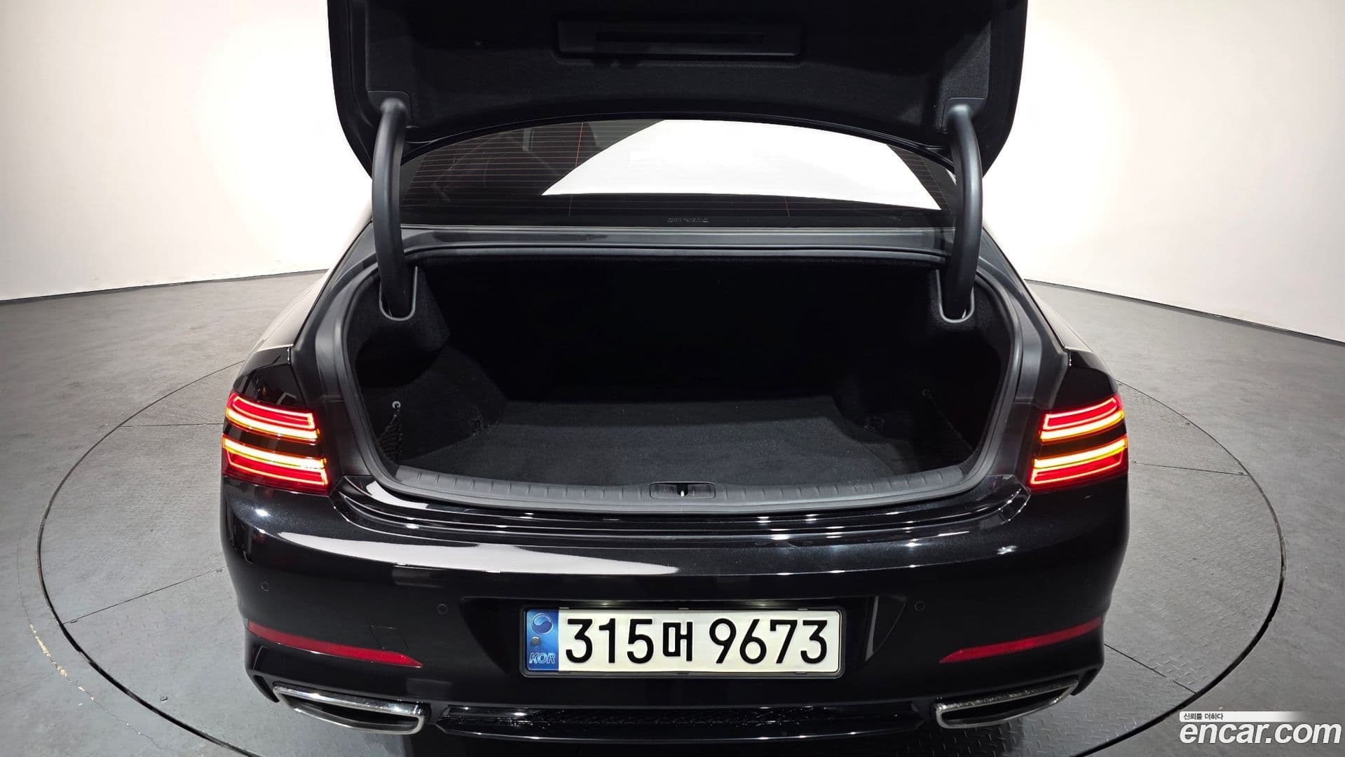 Main__Slider__Photo:G80 Genesis 2021.2-19