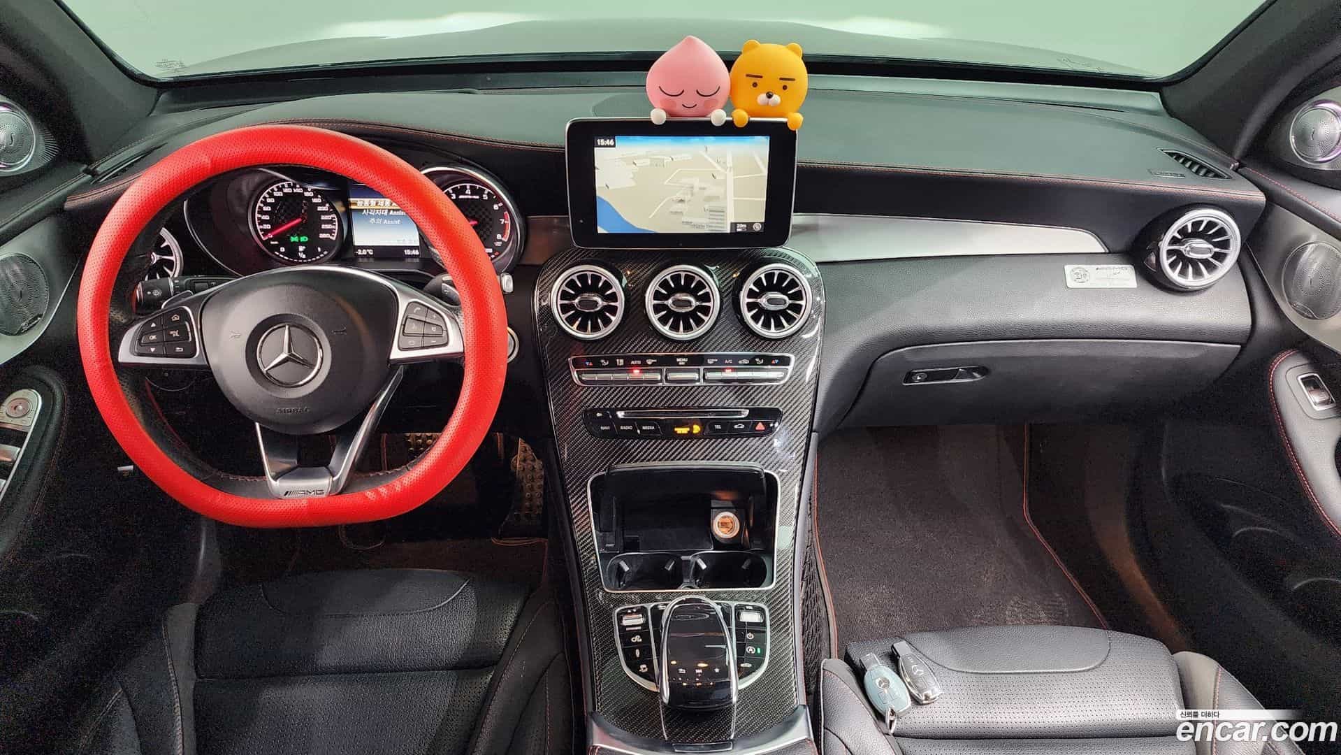 GLC-Class Mercedes-Benz 2017.5-INNER-007