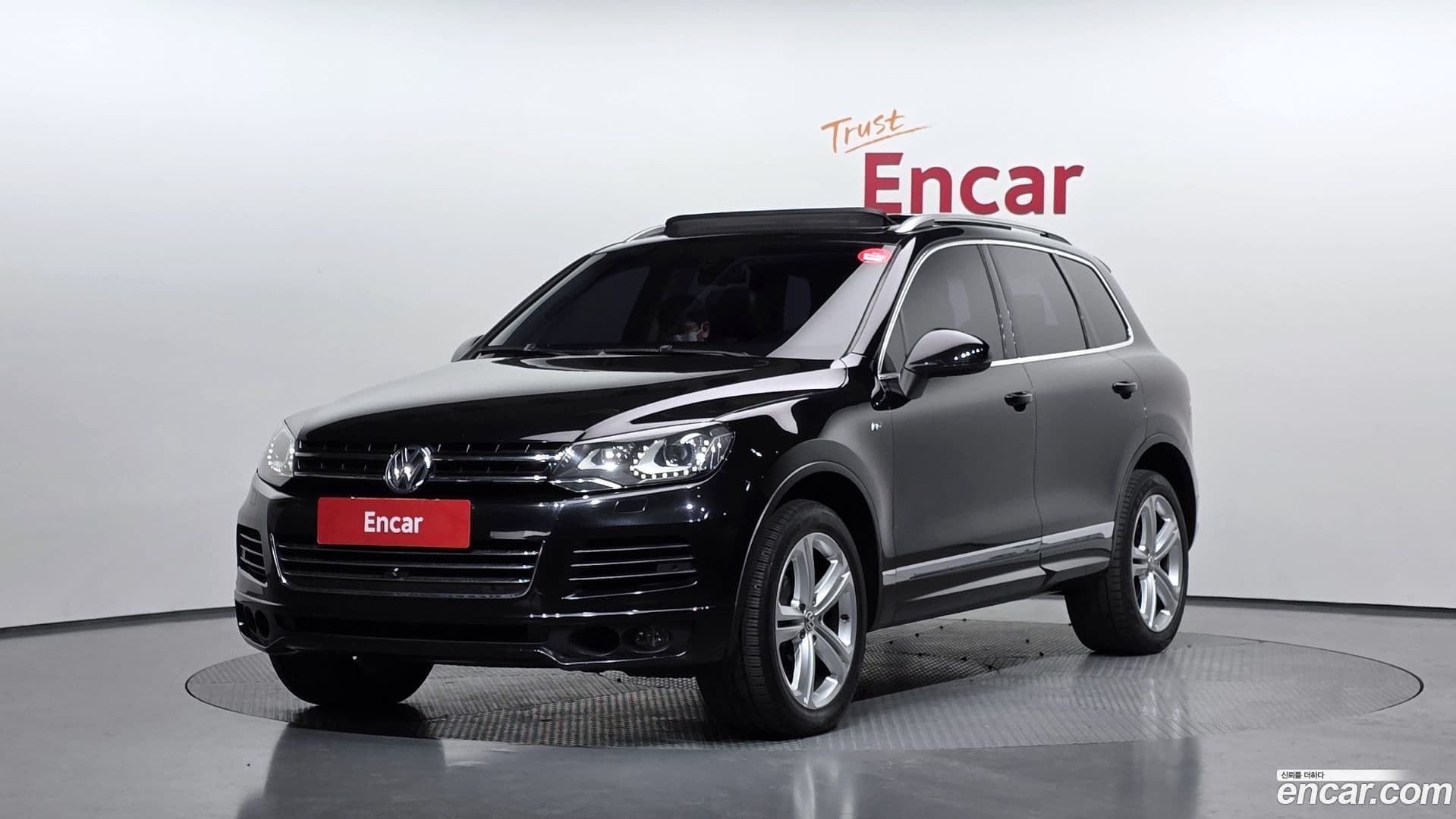 Main__Slider__Photo:Touareg Volkswagen 2013.9-0