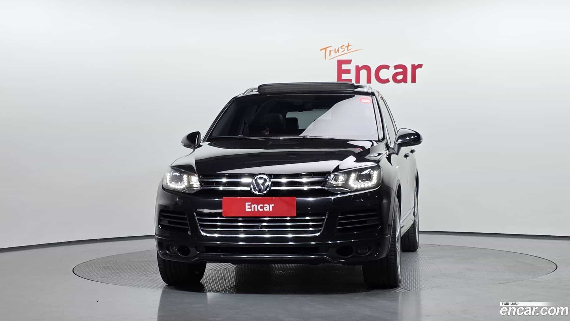 Touareg Volkswagen 2013.9-OUTER-003
