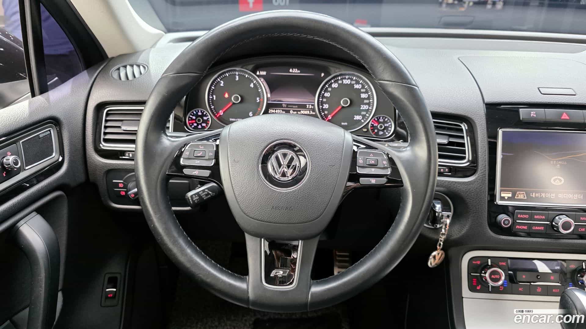 Touareg Volkswagen 2013.9-OPTION-017