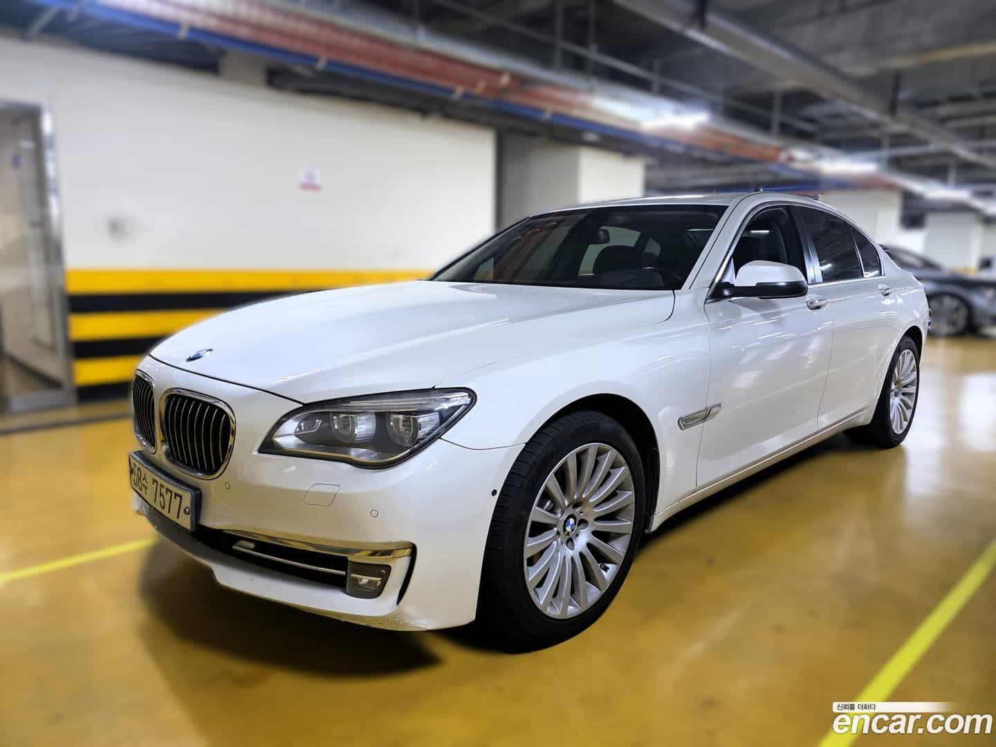 7-Series BMW 2014.7-OUTER-001