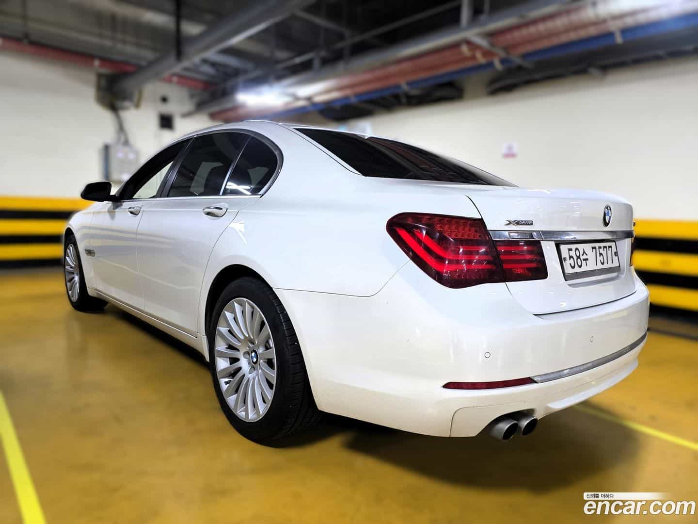 7-Series BMW 2014.7-OUTER-004