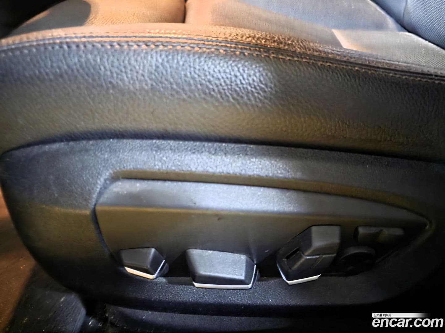 Main__Slider__Photo:7-Series BMW 2014.7-10