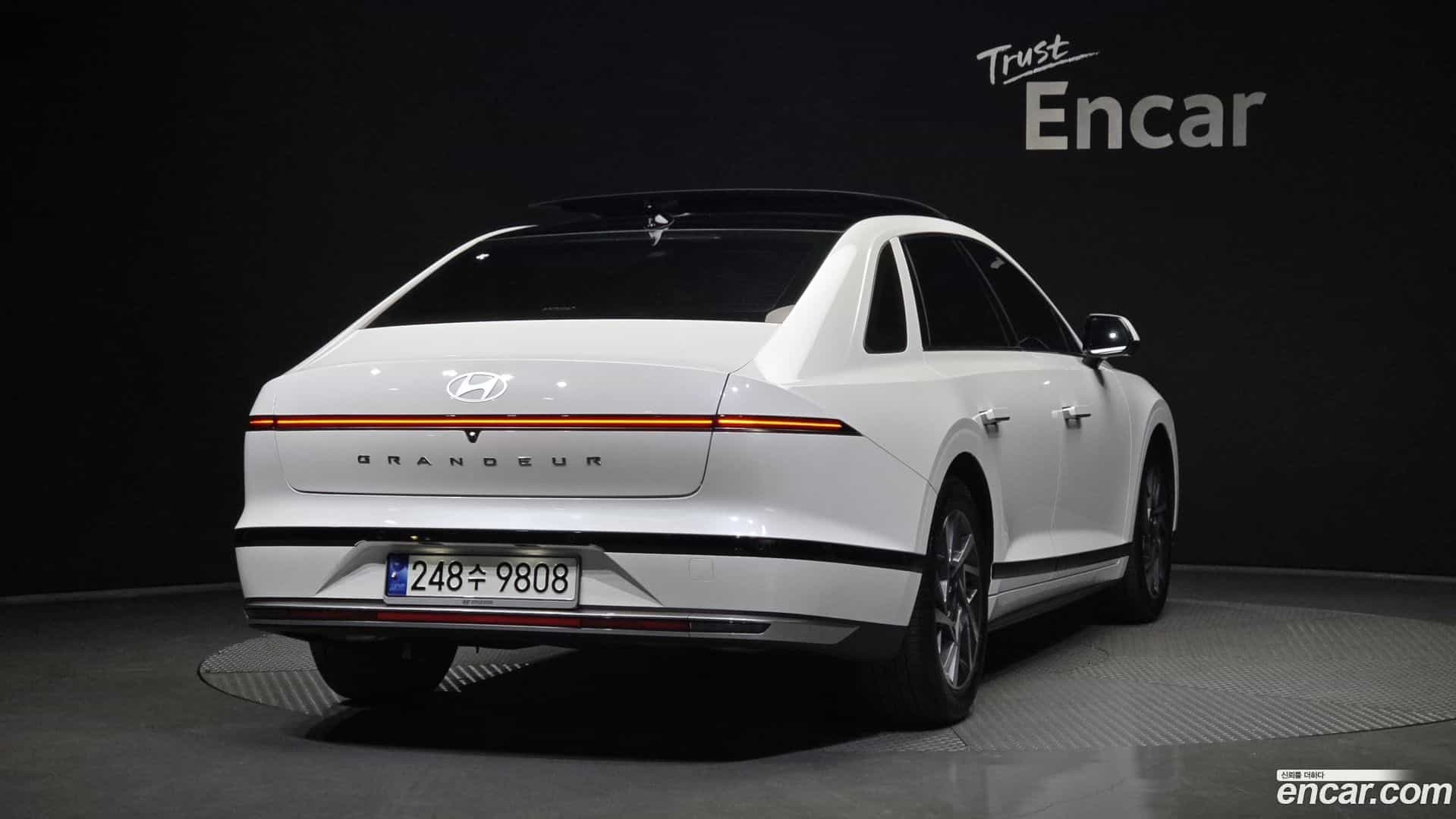 Grandeur Hyundai 2023.7-OUTER-002