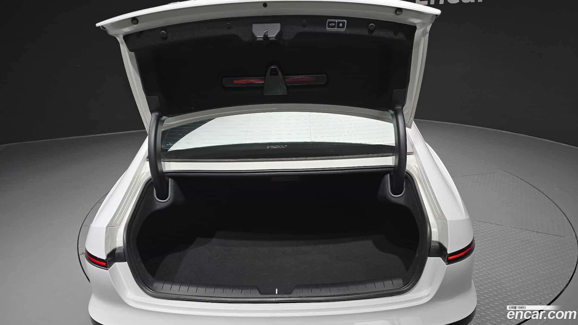 Grandeur Hyundai 2023.7-OPTION-024