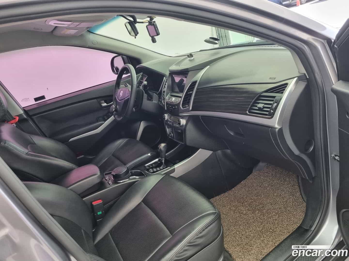 KORANDO KG_Mobility_Ssangyong 2014.1-INNER-008