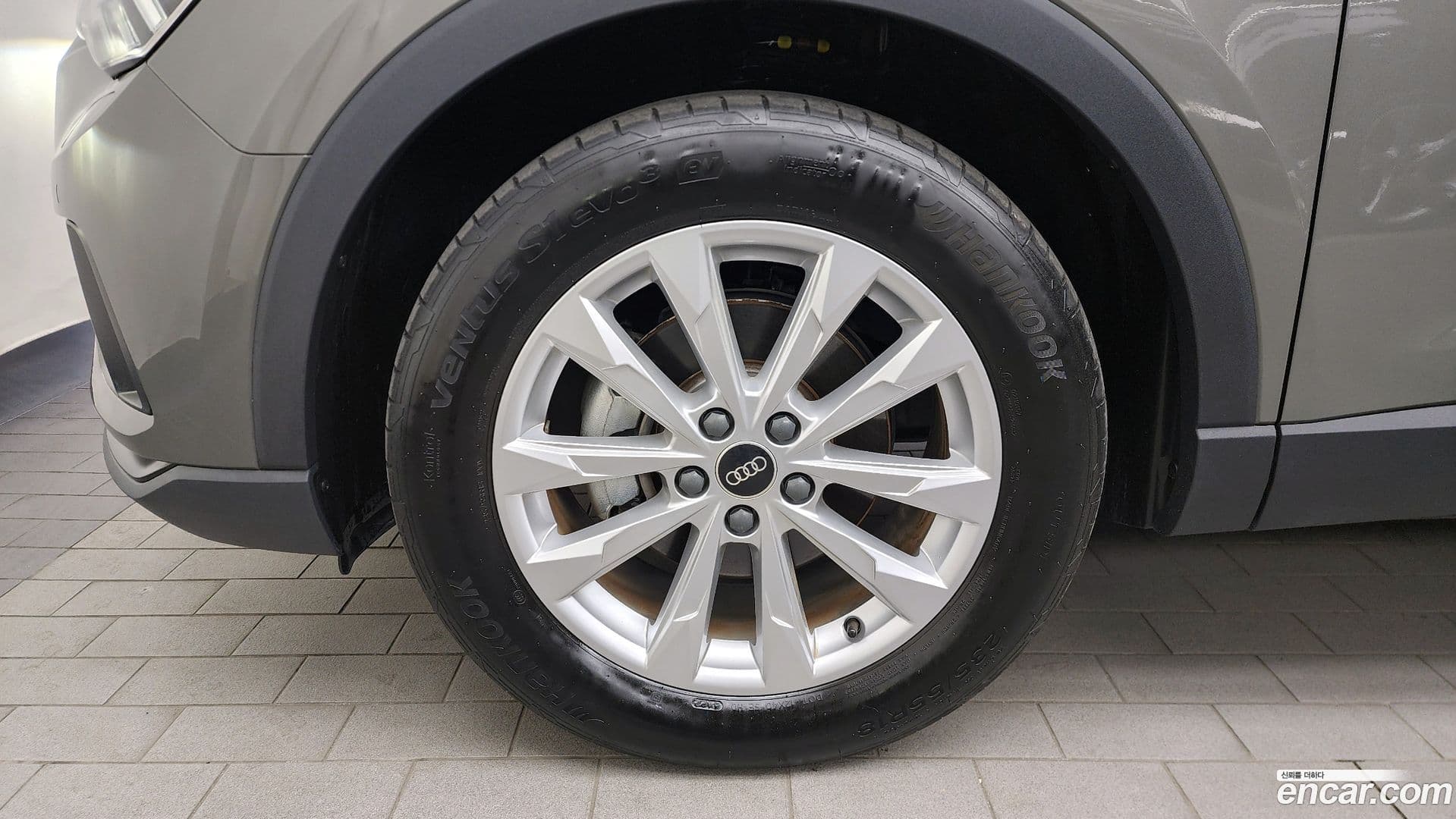 Main__Slider__Photo:Q3 Audi 2023.1-4