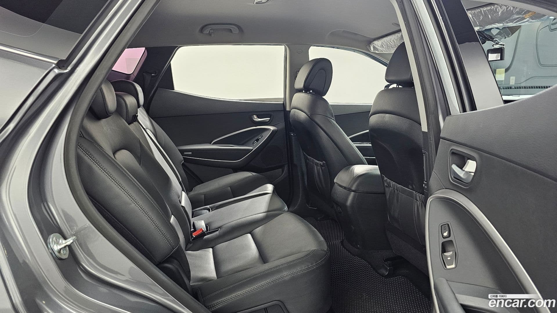 Main__Slider__Photo:Santafe Hyundai 2013.11-11