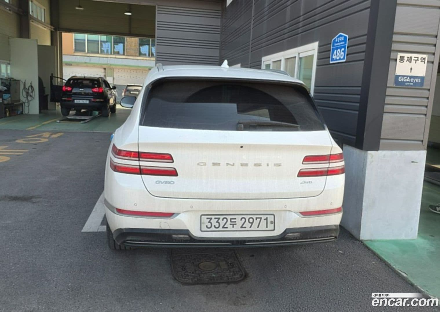 Main__Slider__Photo:GV80 Genesis 2020.0-1