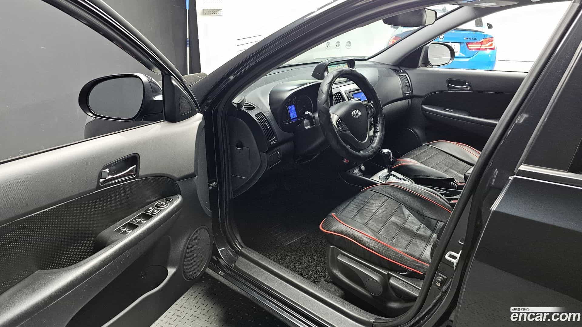 i30 Hyundai 2009.4-INNER-010