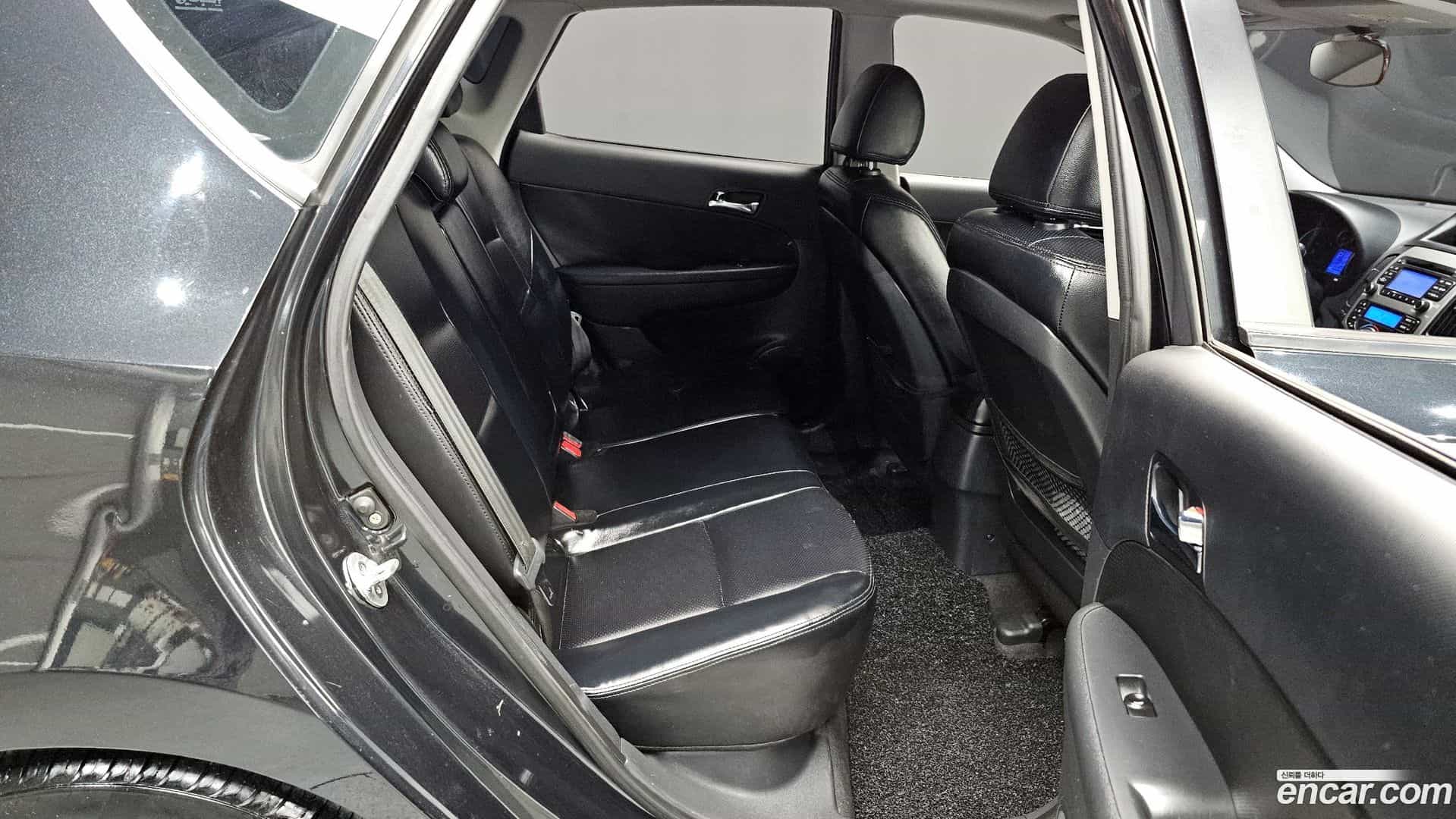 i30 Hyundai 2009.4-OPTION-016