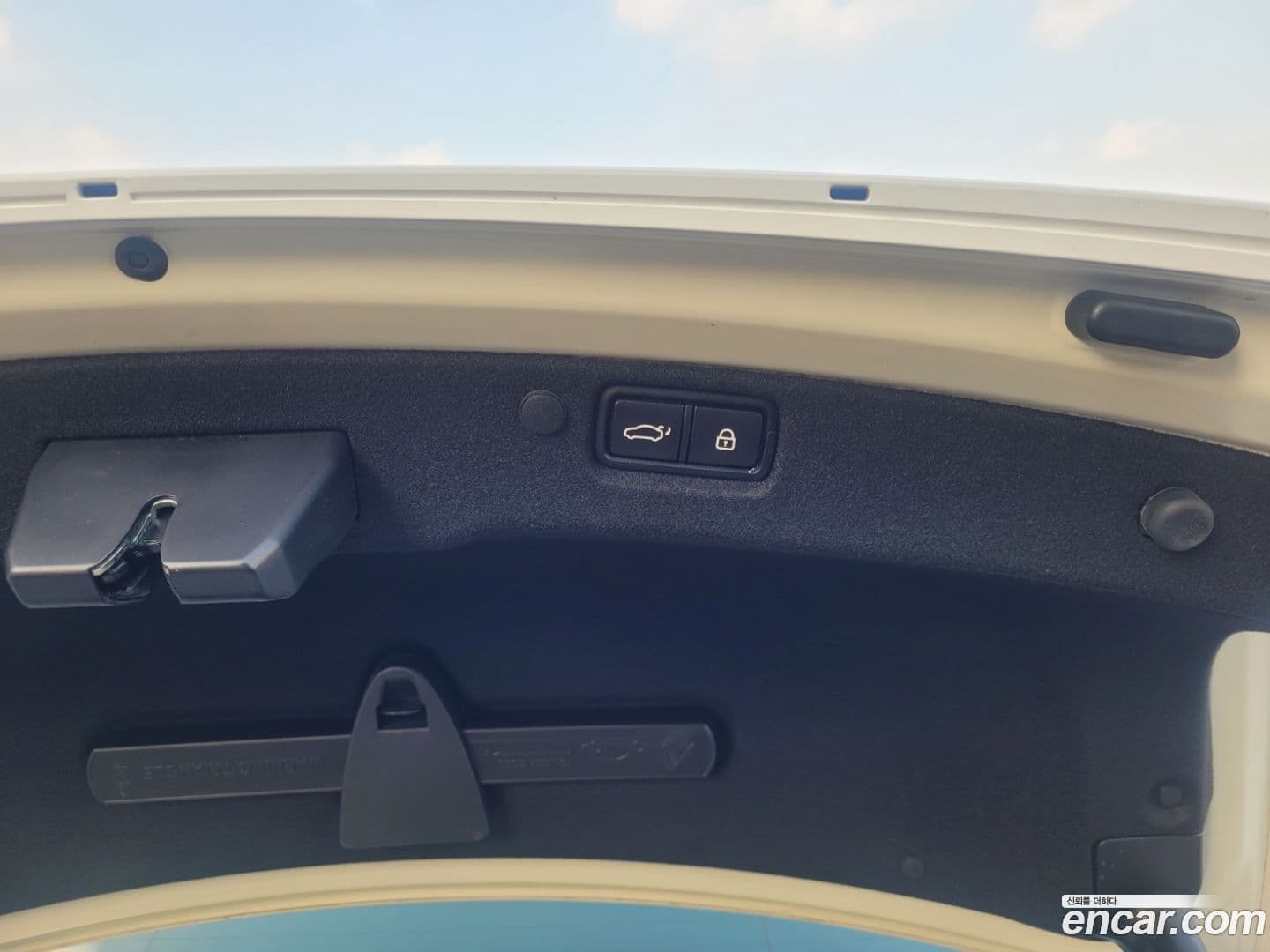 Main__Slider__Photo:K7 Kia 2019.9-12