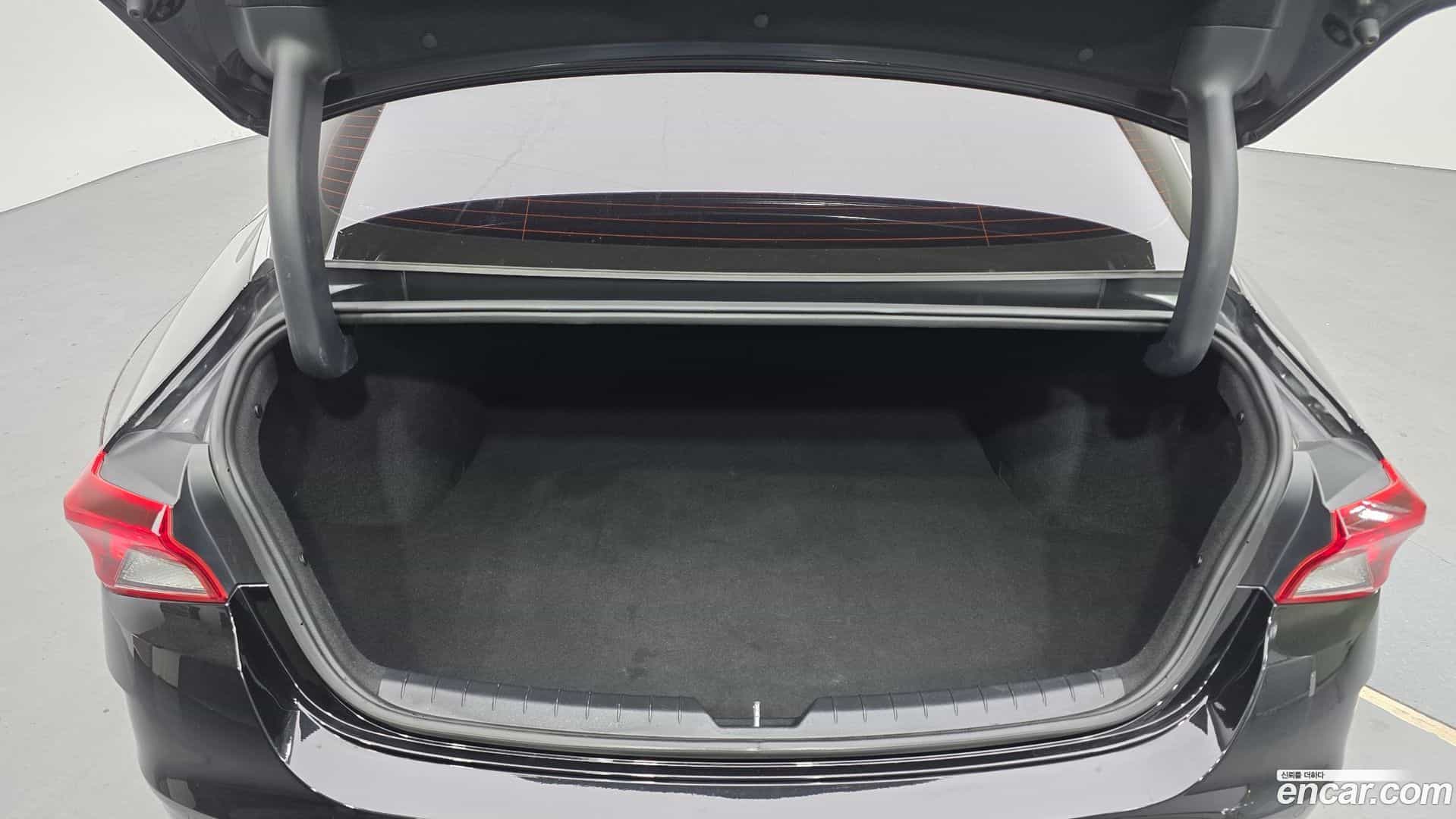 K5 Kia 2021.1-OPTION-024