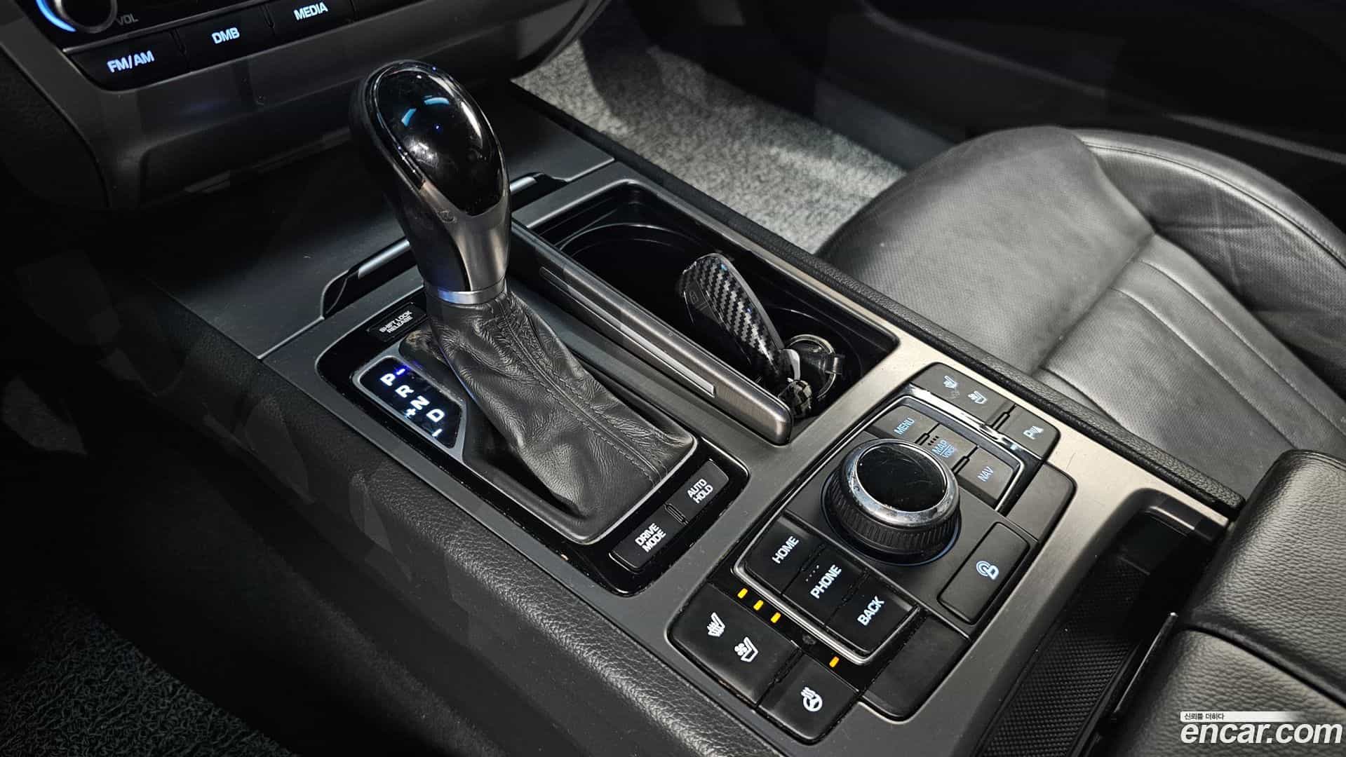 Genesis Hyundai 2015.11-INNER-009