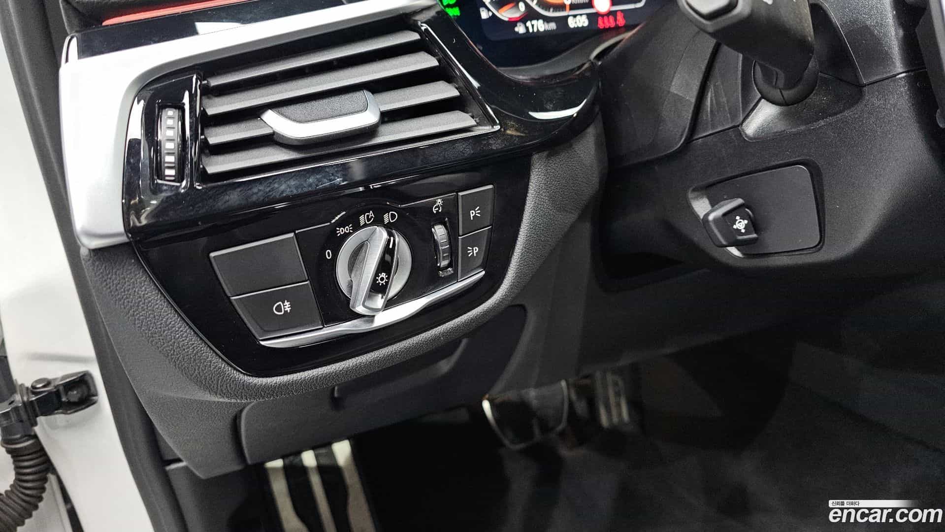 5-Series BMW 2022.9-OPTION-016