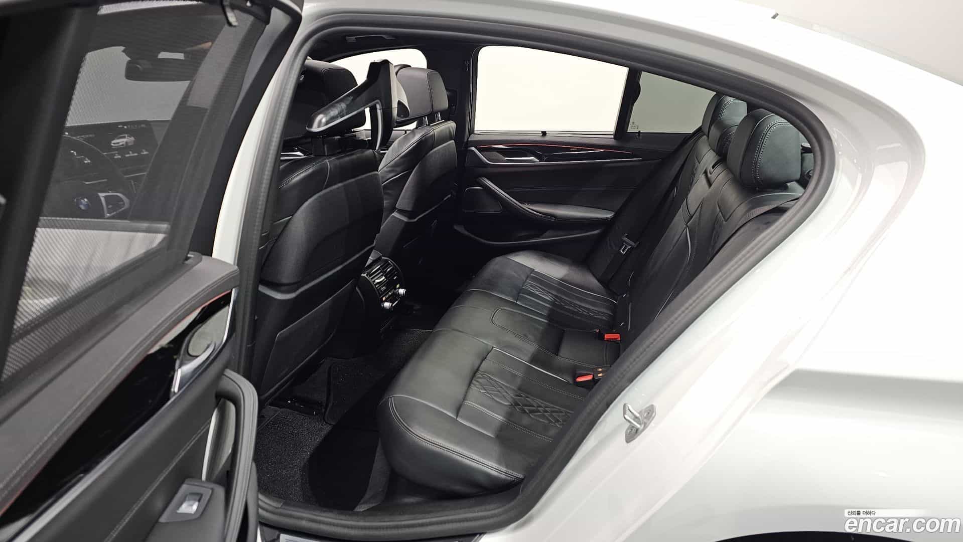 5-Series BMW 2022.9-OPTION-020