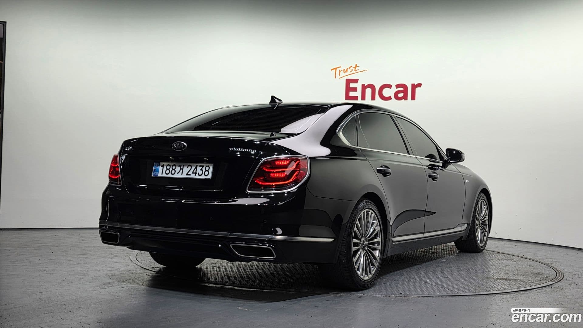 Main__Slider__Photo:K9 Kia 2019.2-1