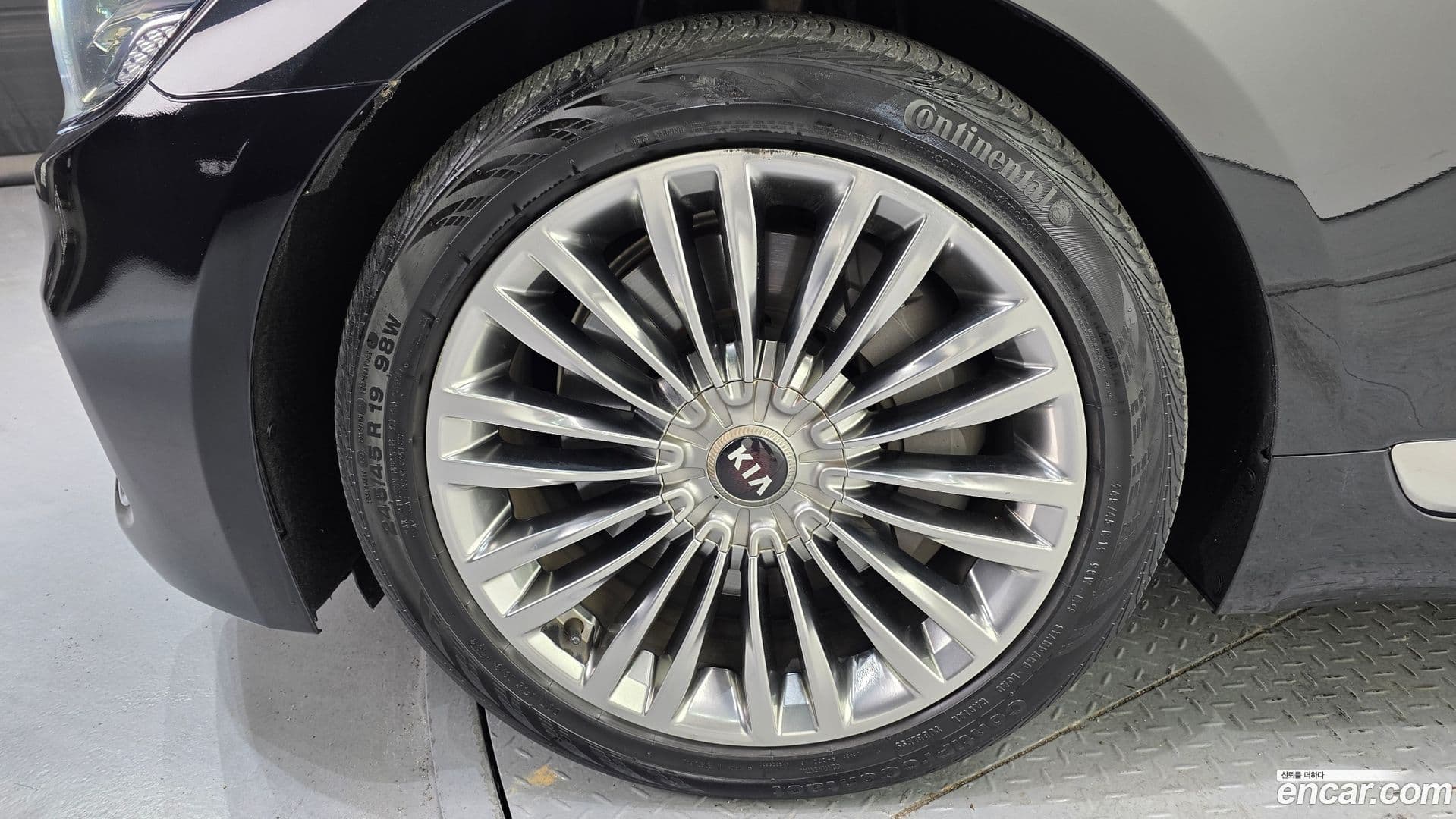 Main__Slider__Photo:K9 Kia 2019.2-4