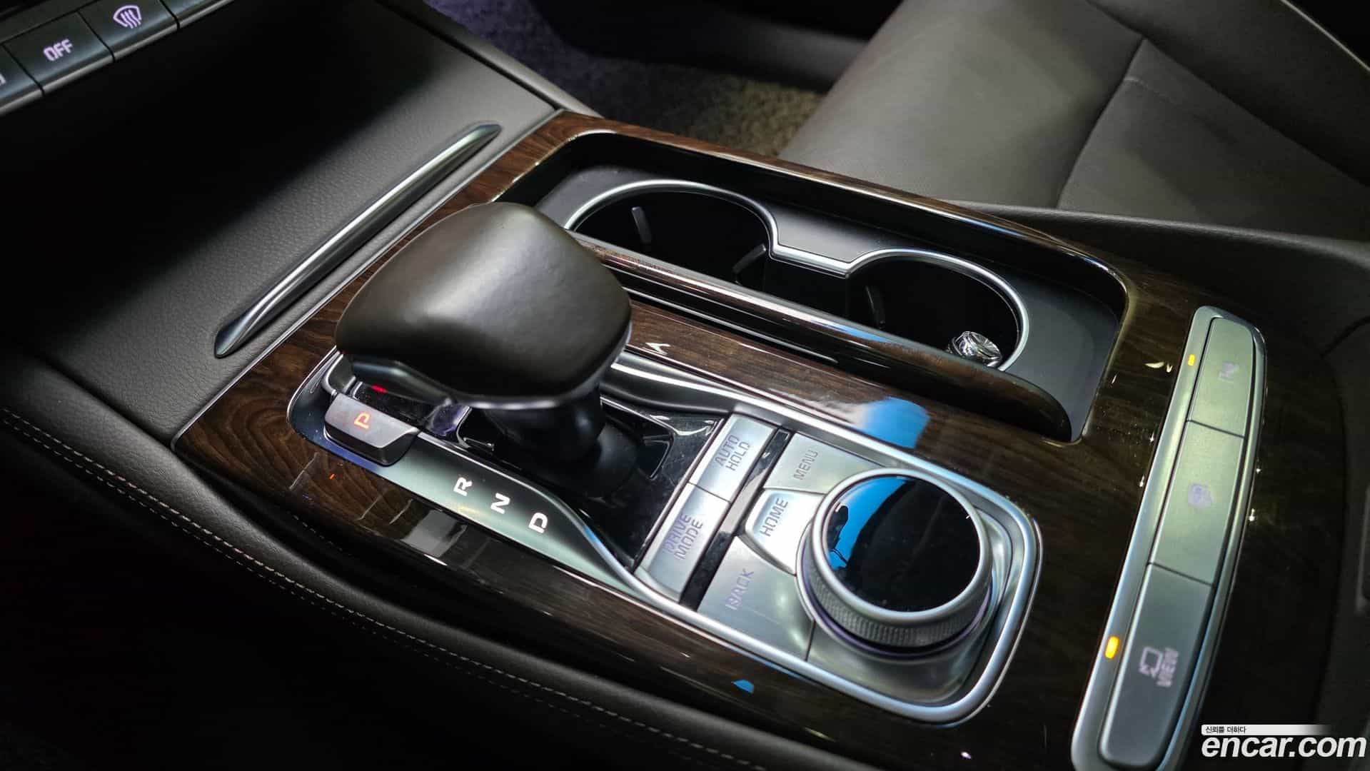 K9 Kia 2019.2-INNER-009