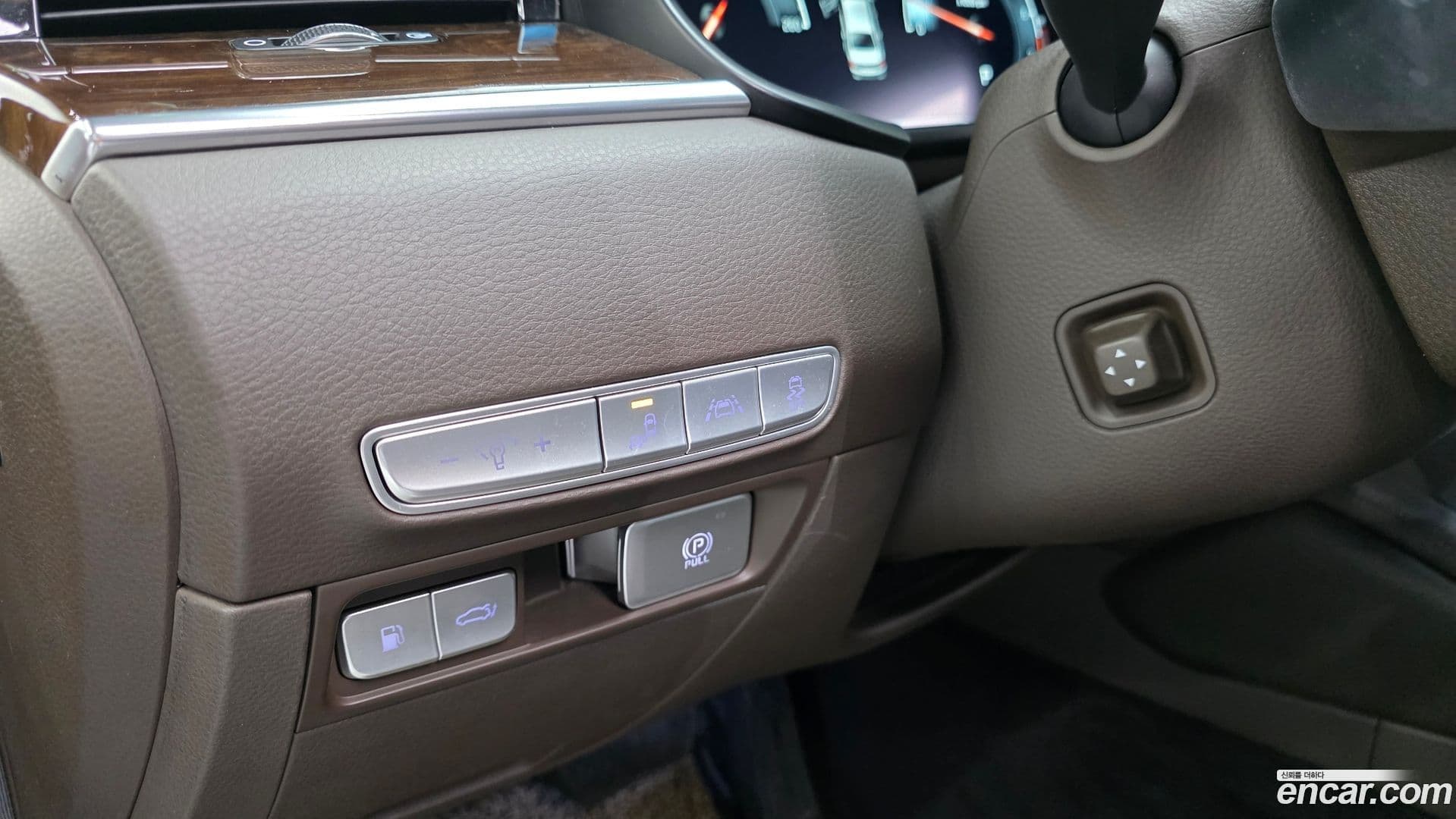 Main__Slider__Photo:K9 Kia 2019.2-12