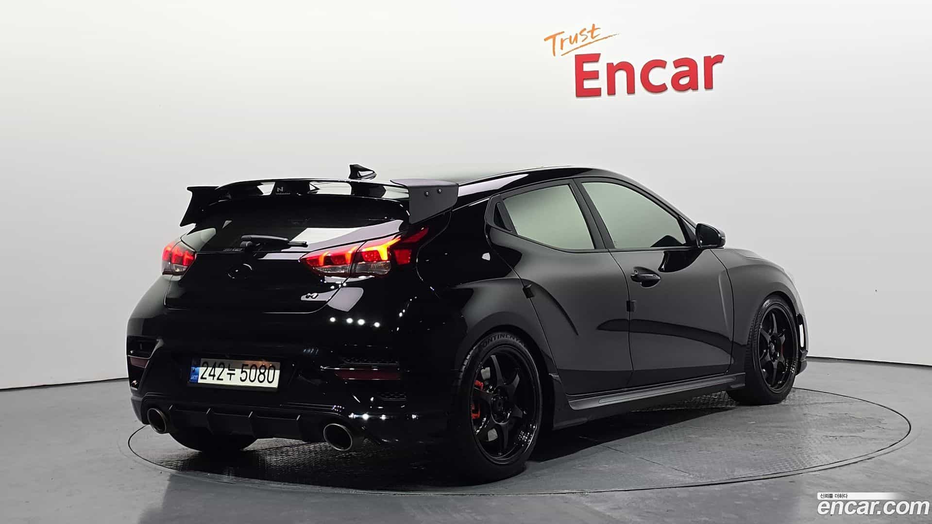 Veloster Hyundai 2021.5-OUTER-002