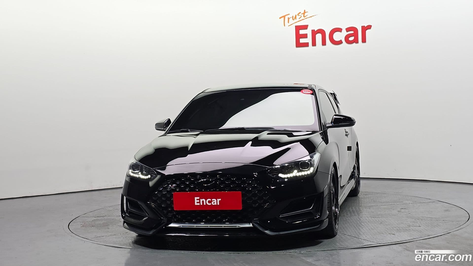 Main__Slider__Photo:Veloster Hyundai 2021.5-2