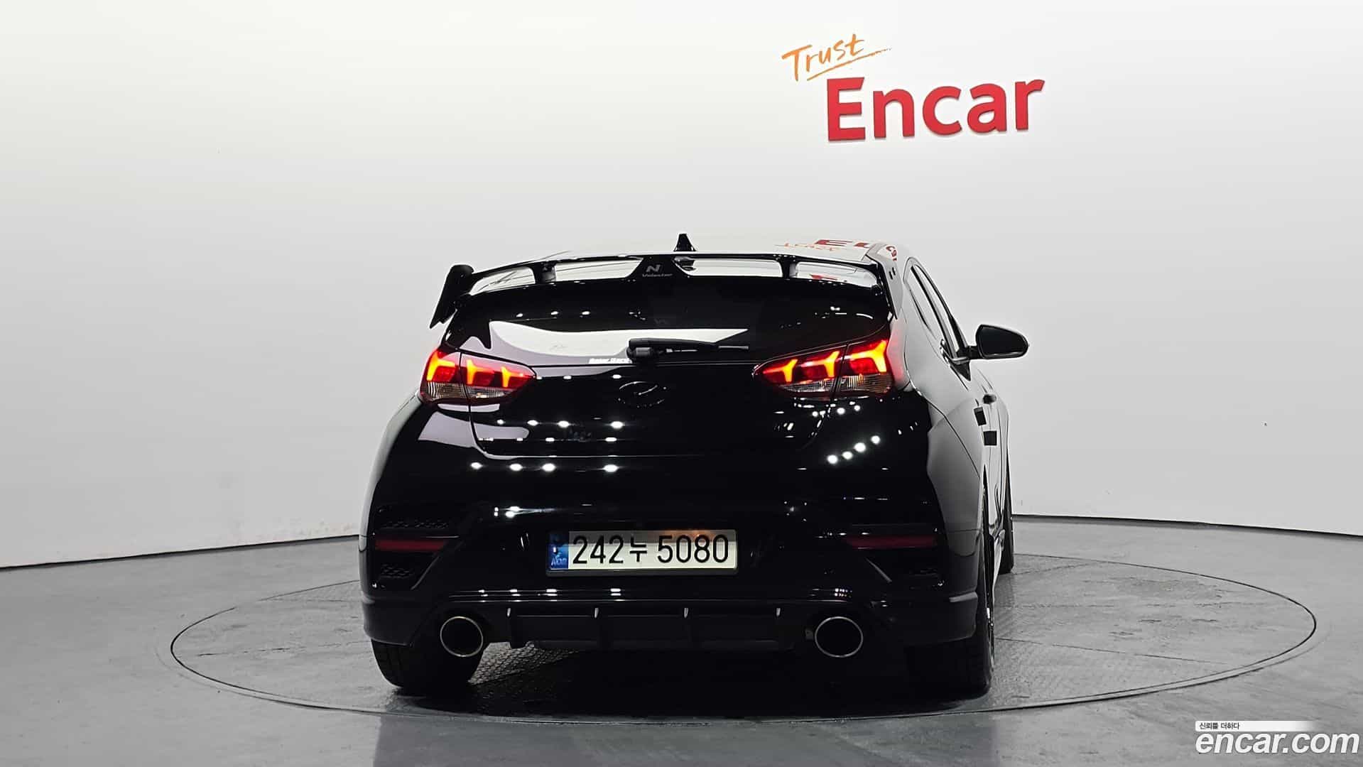 Veloster Hyundai 2021.5-OUTER-004