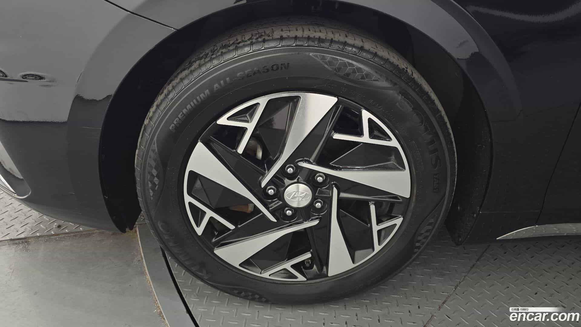 Grandeur Hyundai 2022.2-OUTER-005