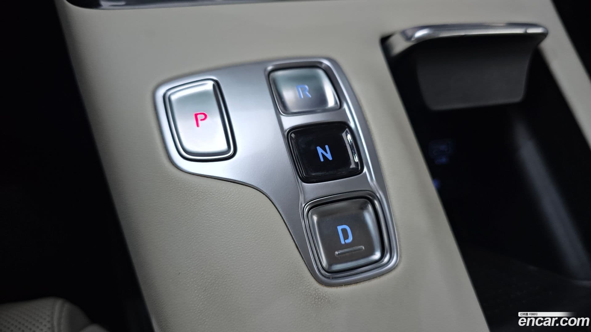 Main__Slider__Photo:Grandeur Hyundai 2022.2-8