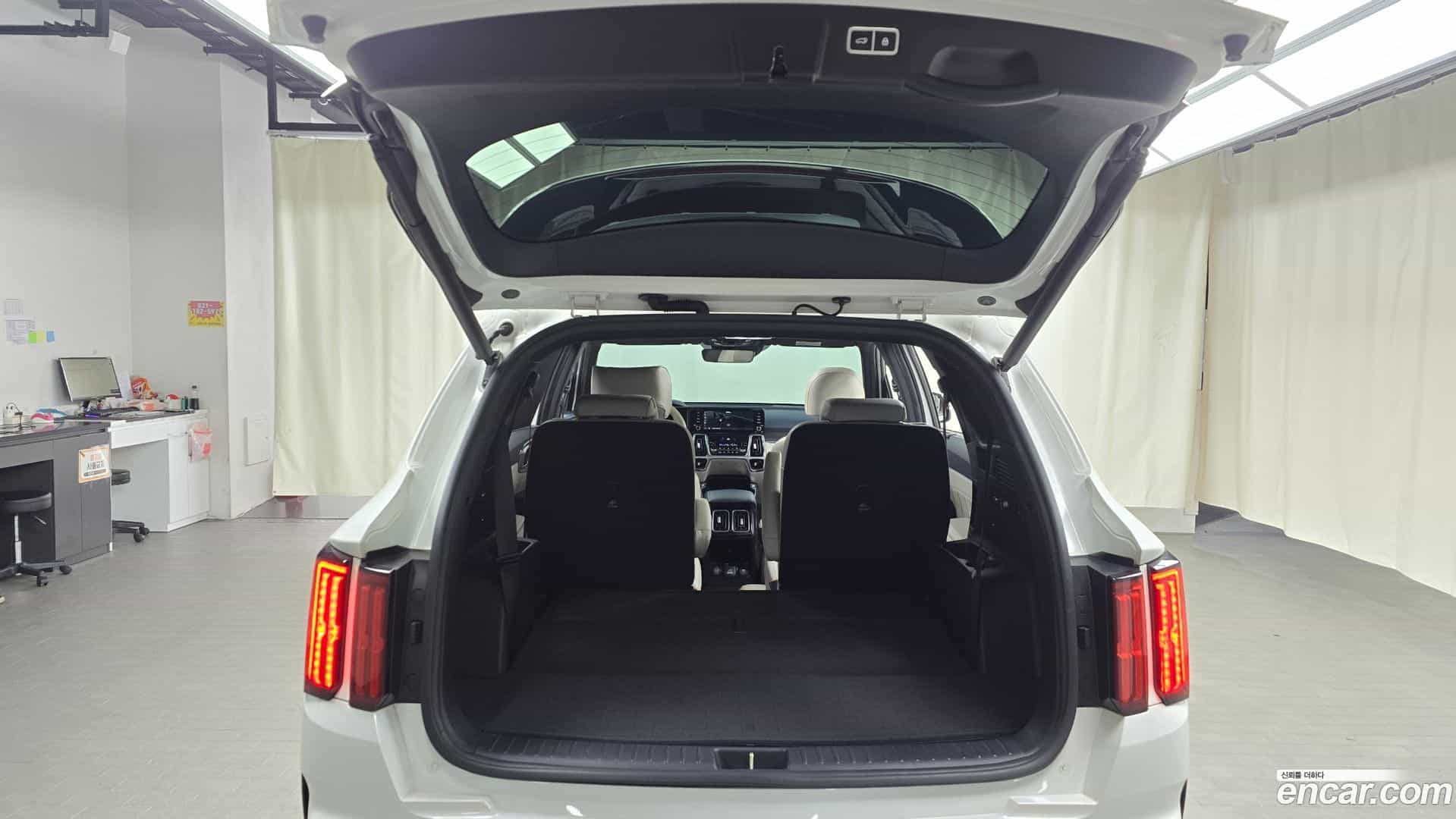 Sorento Kia 2020.3-OPTION-024