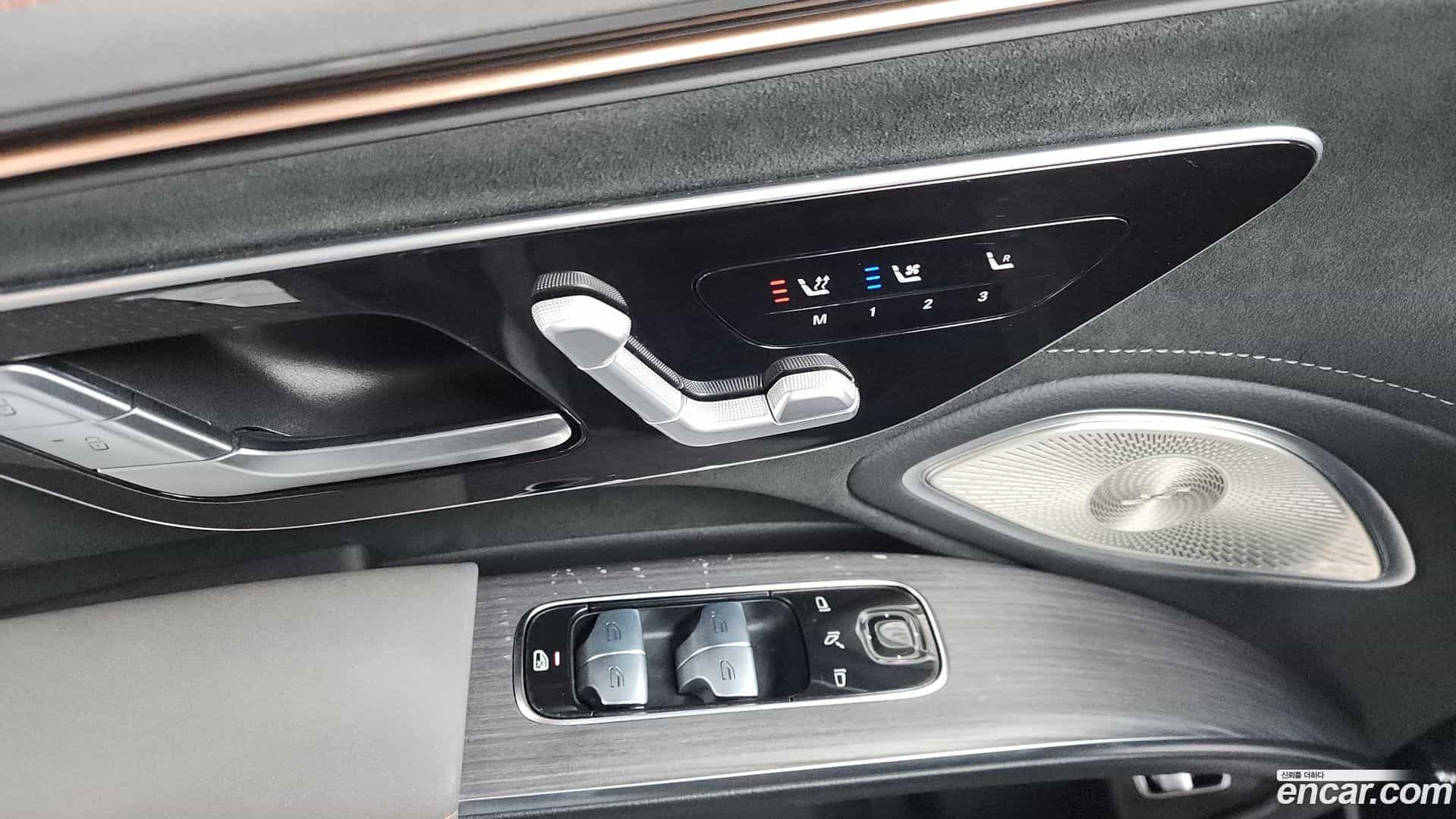 EQS Mercedes-Benz 2021.11-OPTION-022