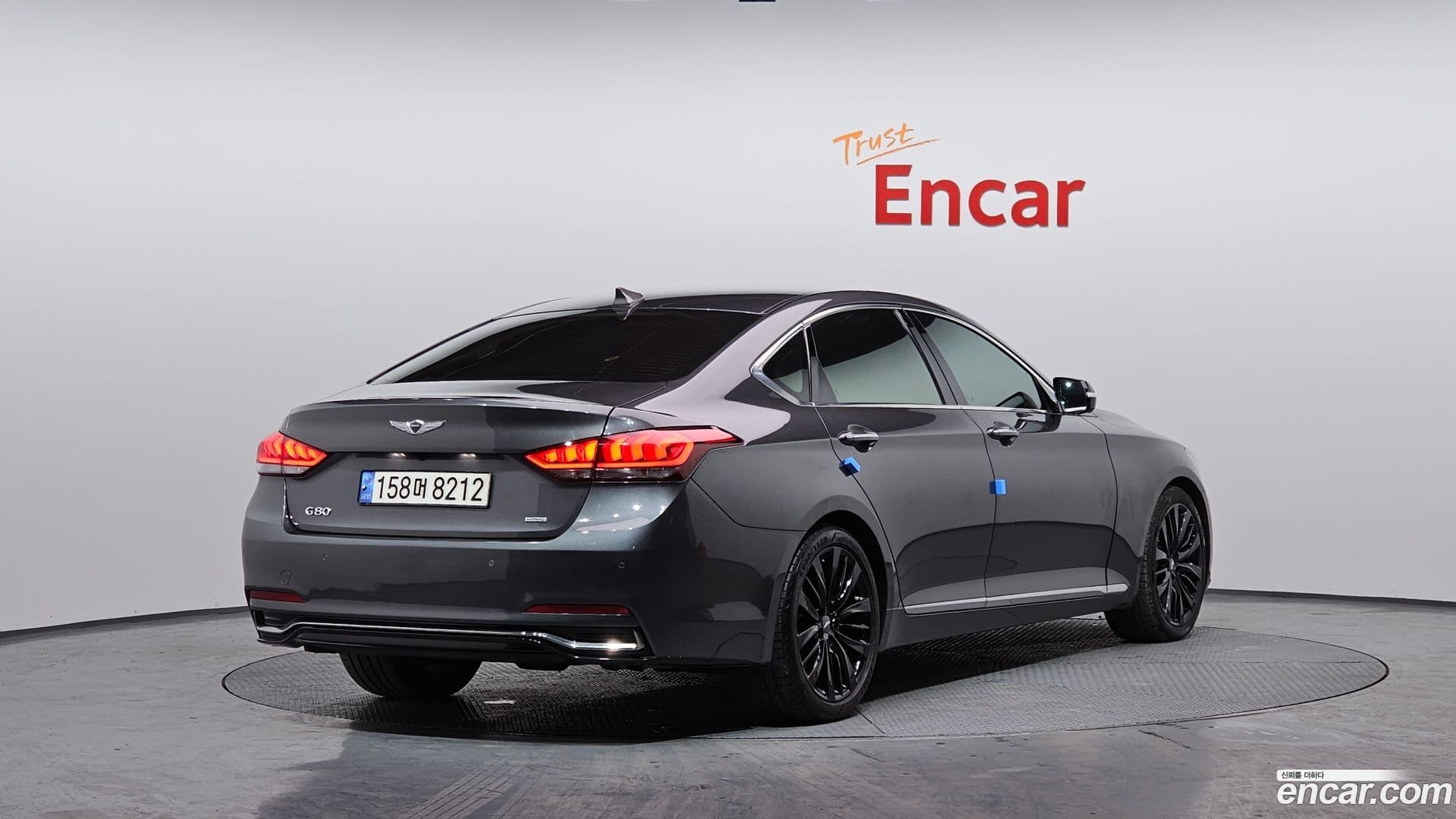 Main__Slider__Photo:G80 Genesis 2018.9-1