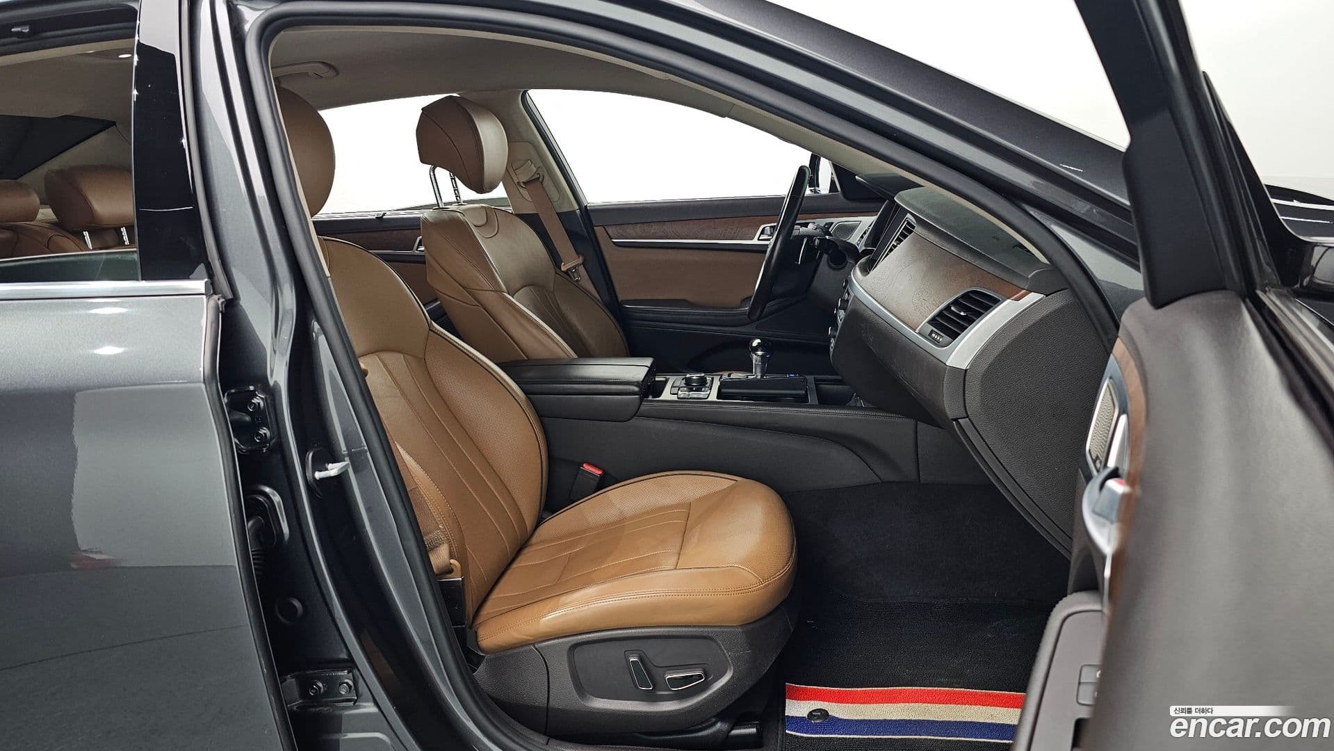 Main__Slider__Photo:G80 Genesis 2018.9-9