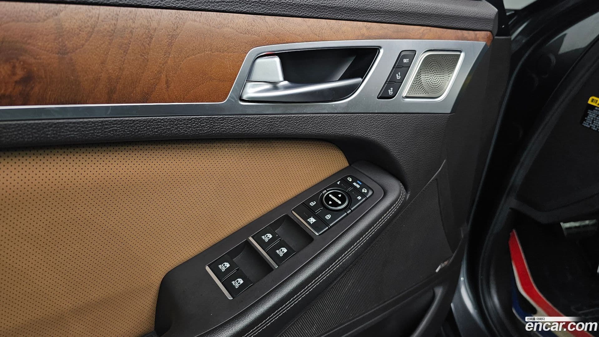 Main__Slider__Photo:G80 Genesis 2018.9-16